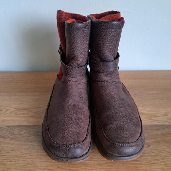 Chaco Hopi Boots Women’s 8 Brown Leather Wool Lined Ankle Pull On Chelsea Comfy - Picture 3 of 11
